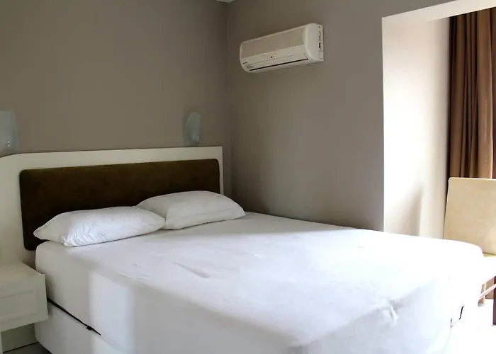 Lumar Homes - Artemissia Villa