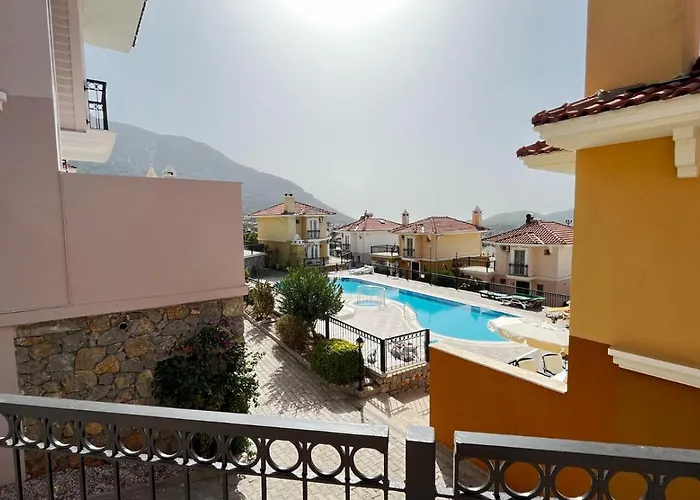 Lumar Homes - Artemissia Villa *