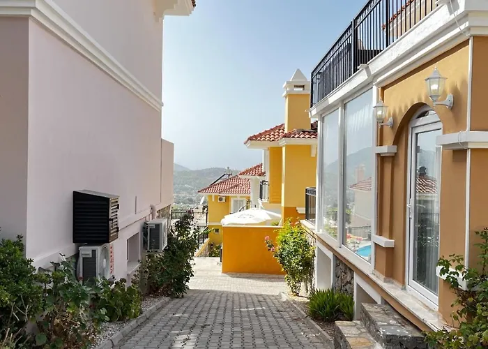 Lumar Homes - Artemissia Villa *